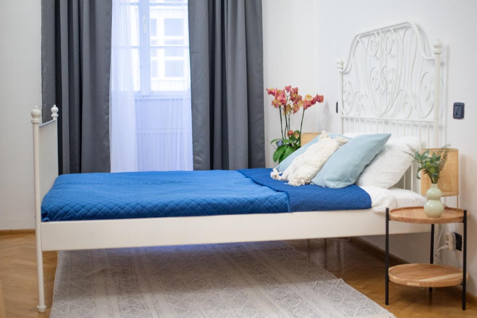 Best Price & Location - Historic Square Residency Prag Exteriör bild